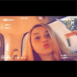 Meet your Posher, Allison